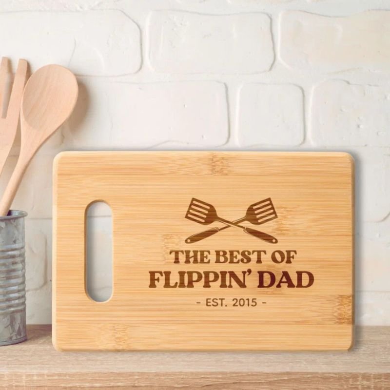 Best Flippin Dad Spatula Funny Retro Engraved Cutting Board